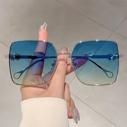 Luxury Brand Designer Square Sunglasses Women For Female Popular Sun Glasses Vintage Punk Big Frame Metal Diamond Shades UV400