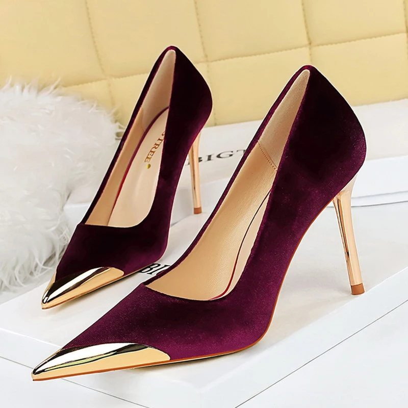 

Women Glam Burgundy Suede 10cm High Heels Pumps Female Elegant Premium Pricess Shoes Lady Chic Metal Toe Design Scarpins
