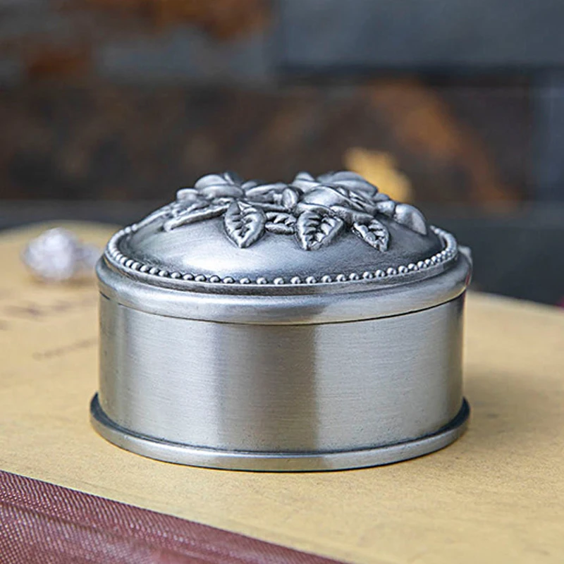 Vintage Heart Rounded Shape Metal Jewelry Box Antique Ring Trinket Storage Organizer Chest Christmas Gift