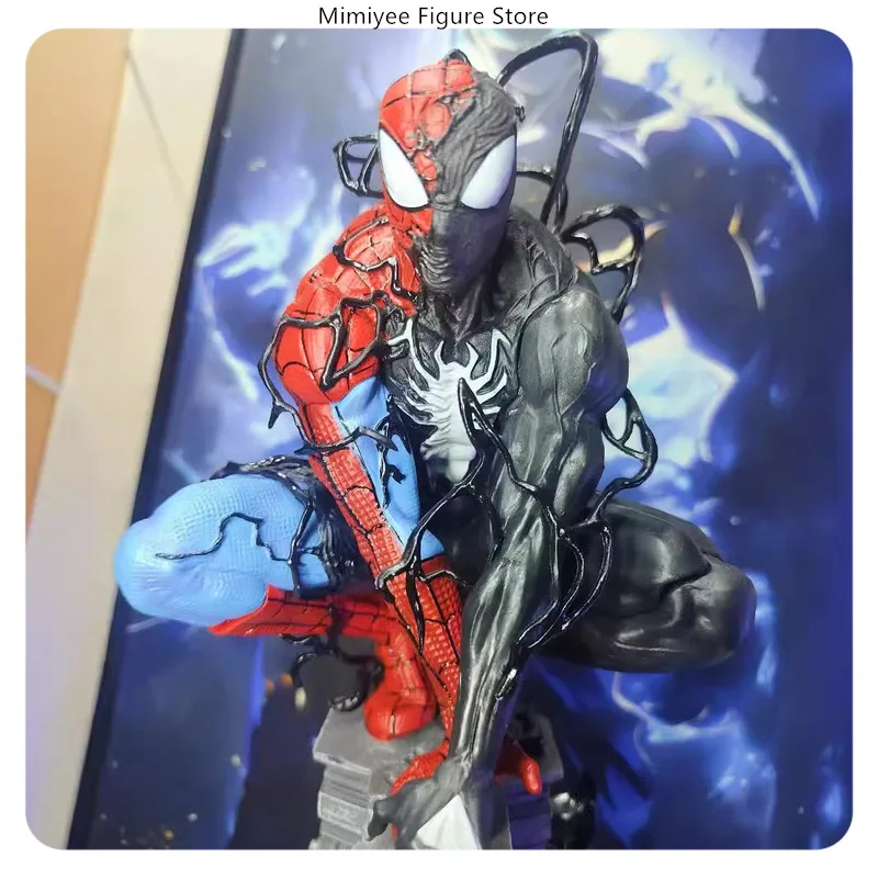38cm Homem-Aranha Venom Symbiote Acuching Led Light Up Estátua Coleção de filmes Modelo Decoração Presente ​