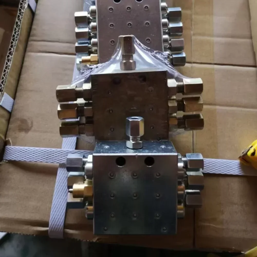 Concrete Pump Accessories Distribution Valve  - Grease Distributor