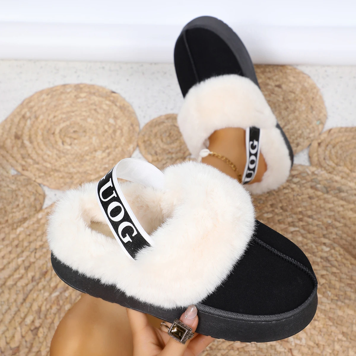 Buty damskie 2024 New Women Fashion Winter Indoor Solid Color Suede Fur Boots Ladies Home Platform Warm Slip-on Women Shoes