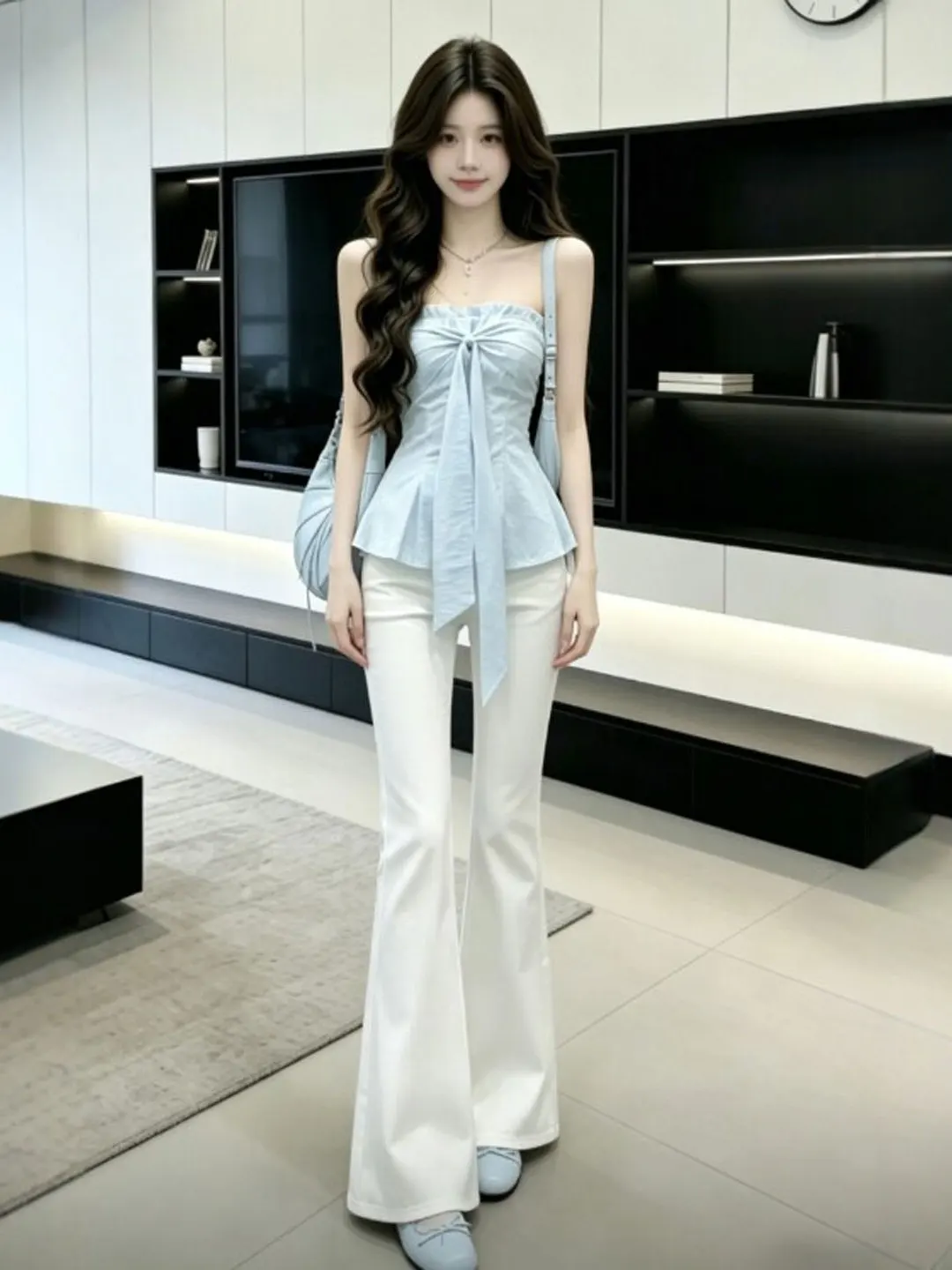 

Elegant White Two-Piece Set Strapless Top And Long Pants Comfortable Soft Style Summer Outfit for Young Women Casual Wear
