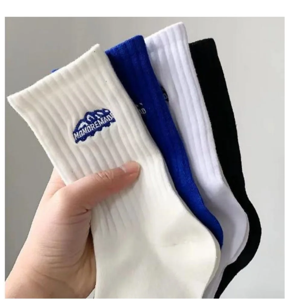 4 pairs of anti odor and sweat absorbing basketball sports cotton socks for women\'s casual socks