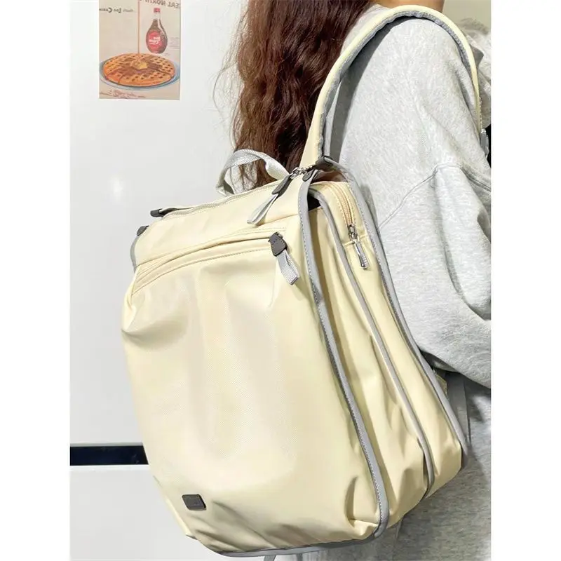 

In Vogue Be Common Handbag Computer Schoolbag Campus Pupil Minority Design Large Capacity Commuting Backpack