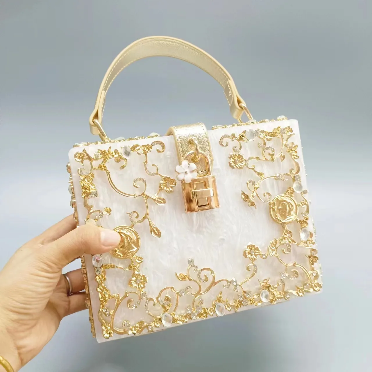 

European and American Acrylic Dinner Bag Hollow Metal Engraved Diamond-encrusted Handbag Shoulder Crossbody Women's Bag