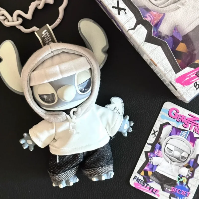 Disney Stitch Gen Z Street Series Scatola cieca Figura Cute Stitch Bambola in vinile Scatola misteriosa Peluche Borsa a sorpresa Simpatico ciondolo Regalo Giocattoli
