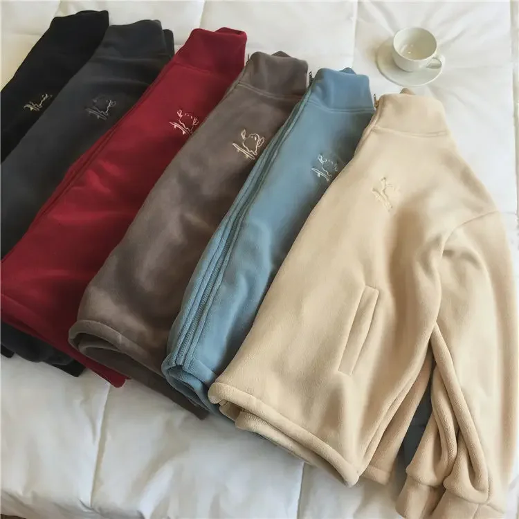 Warmer Damen Hoodie mit Stehkragen - close-up view