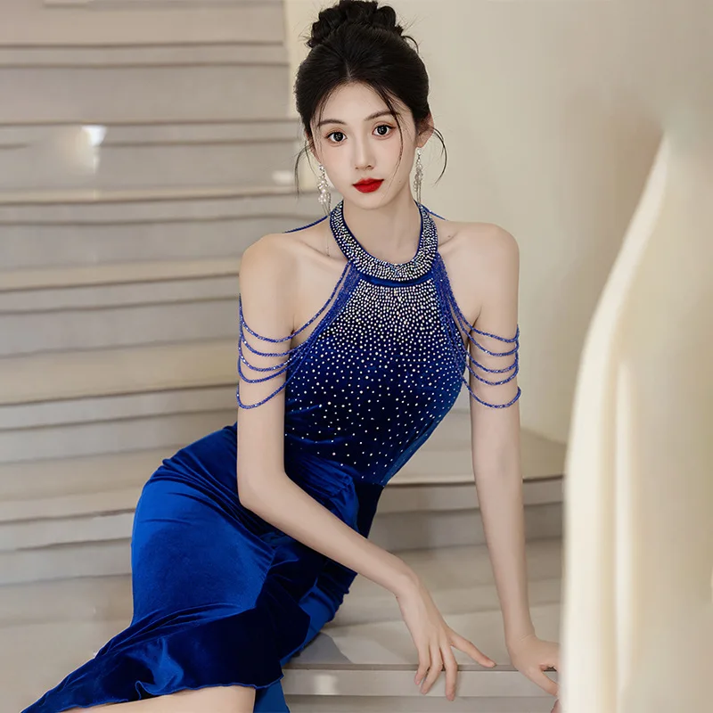 

Ele Long Evening Gown for Women with Heavy Work Ne Hanging Diamond Par Dr Slimming Sexy Low Waist Synthetic Fiber