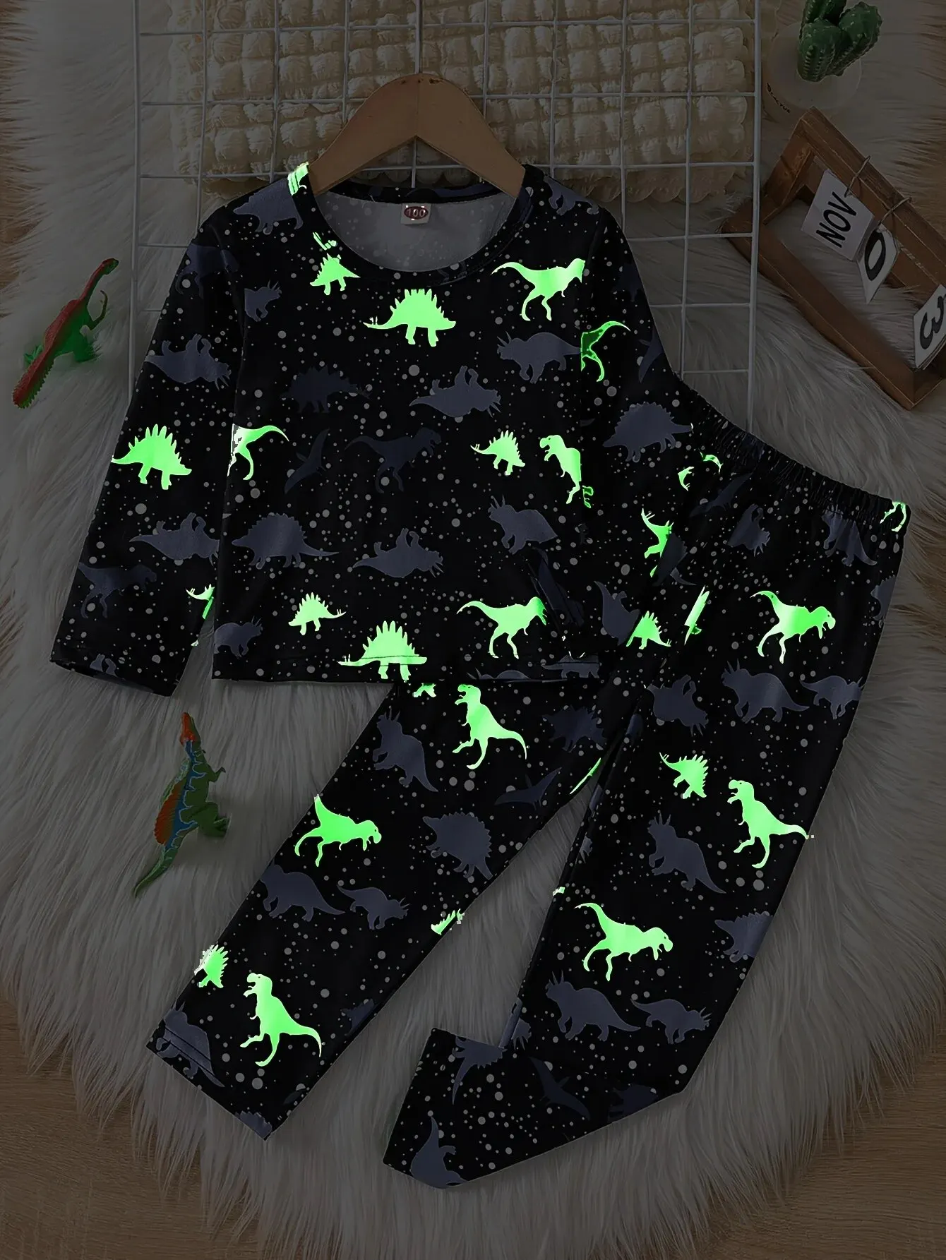 Boys\' Cozy Glow-in-the-Dark Dinosaur Pajama Set - Stretchy,Machine- Washable, &Versatile for Spring/Fall