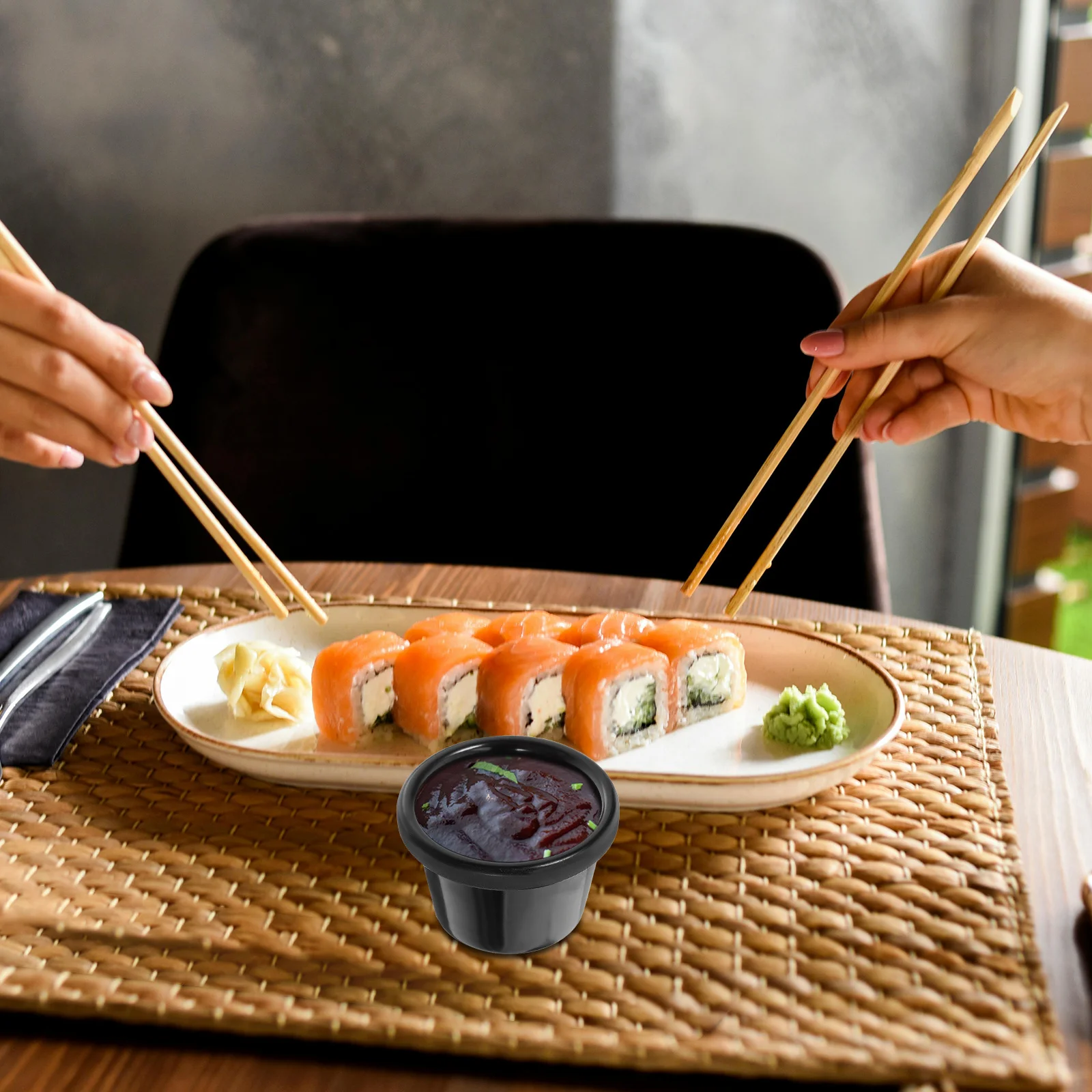 

Black Dipping Sauce Cups Plastic Condiment Bowls For Salad Dressing Mini Seasoning Containers Reusable Small Sauce Dishes