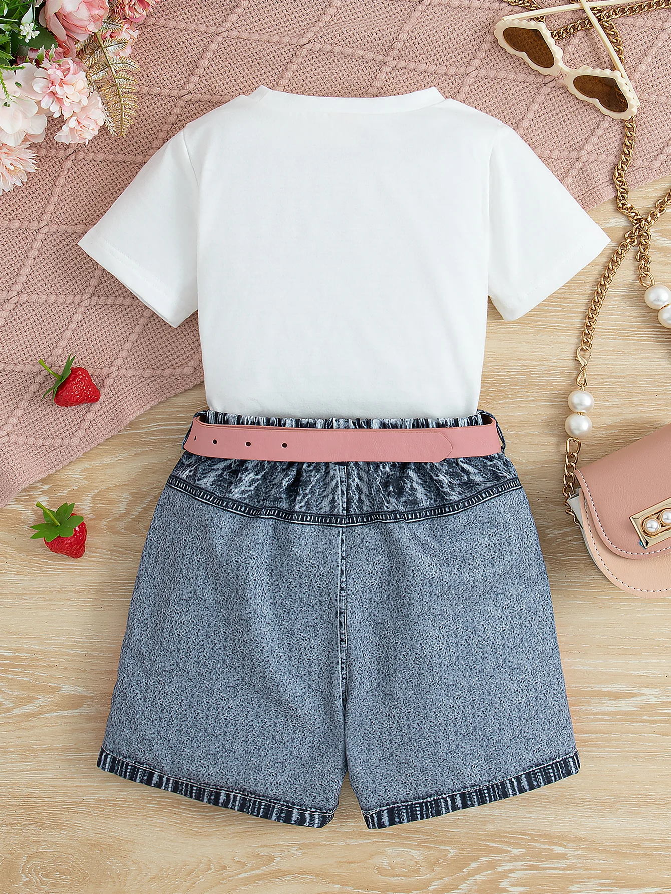 Daily casual summer outing round neckline short sleeve printed cartoon knitted top and girls shorts set with belt