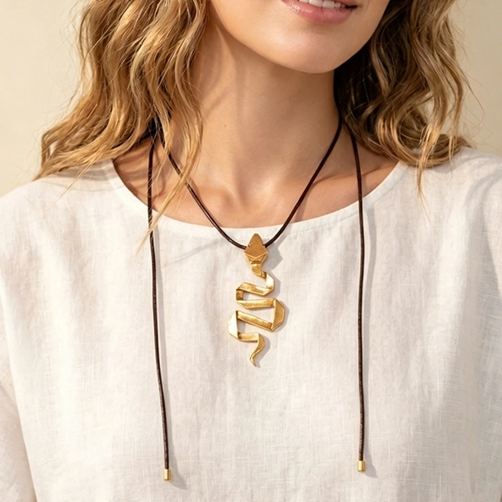 2026 New Personality Metal Snake Pendant Necklaces for Women Fashion Holiday Party Jewelry Gifts