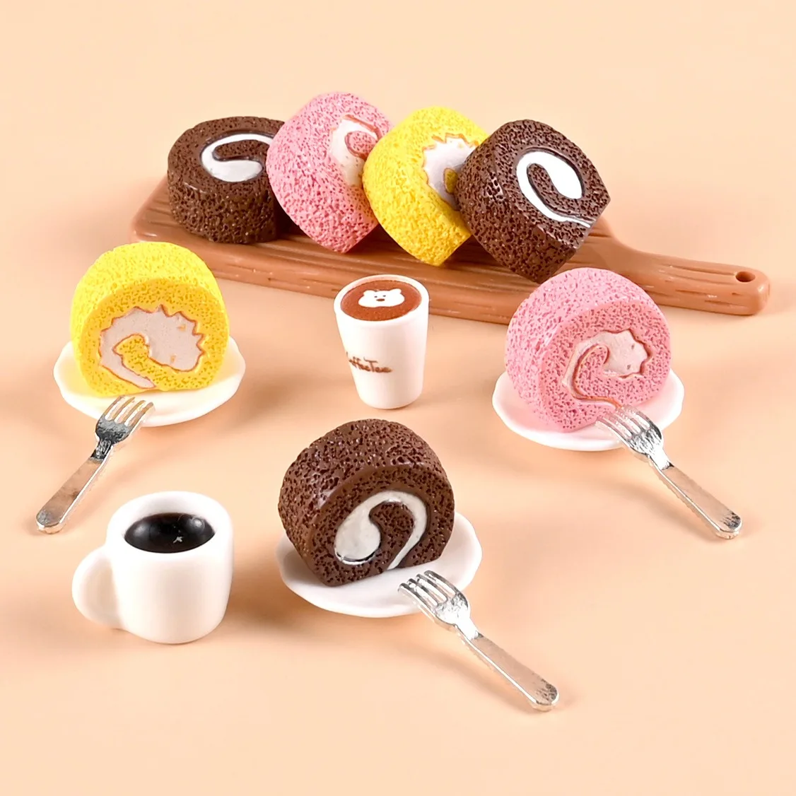 Juego de simulación de comida comestible de 10 piezas, rollo suizo tridimensional, pequeñas decoraciones de resina para casa de muñecas