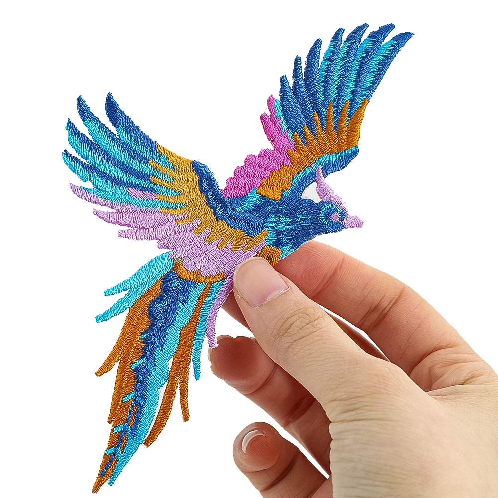 1PC Phoenix Bird Embroidered Patches Applique Iron on Clothes Lucky Auspicious Flying Bird Cloth Sticker Garment Sewing Supplies