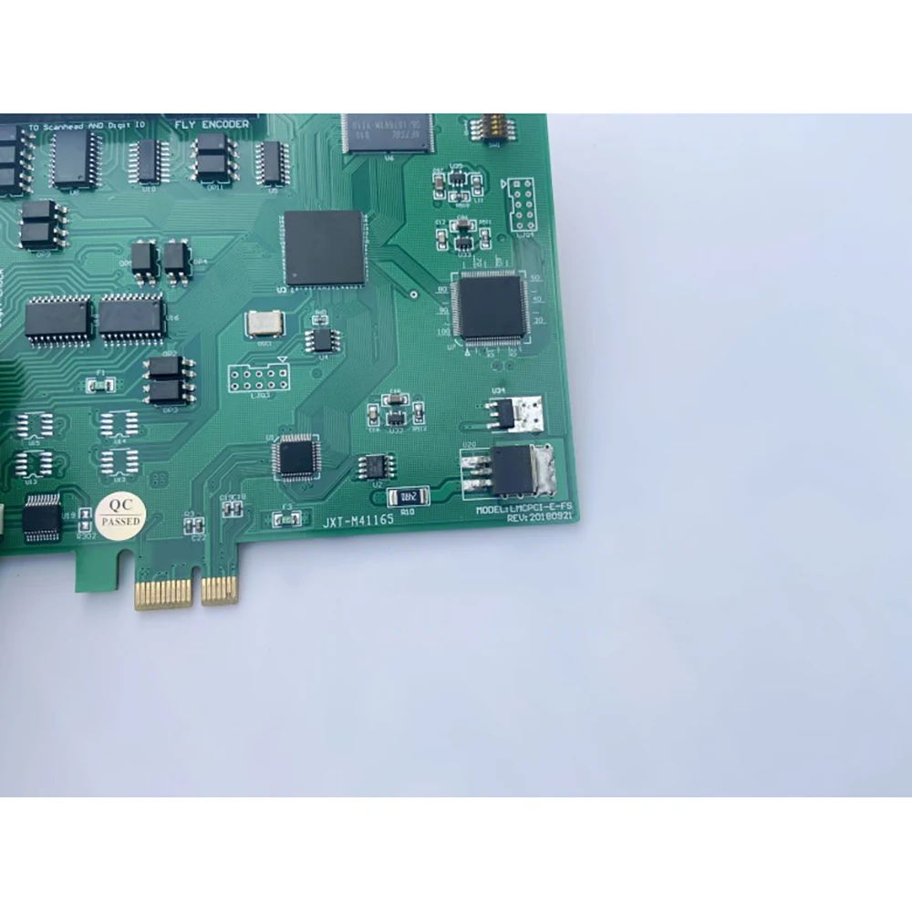PCI-E コントロール カード LMCPCI-E-FS