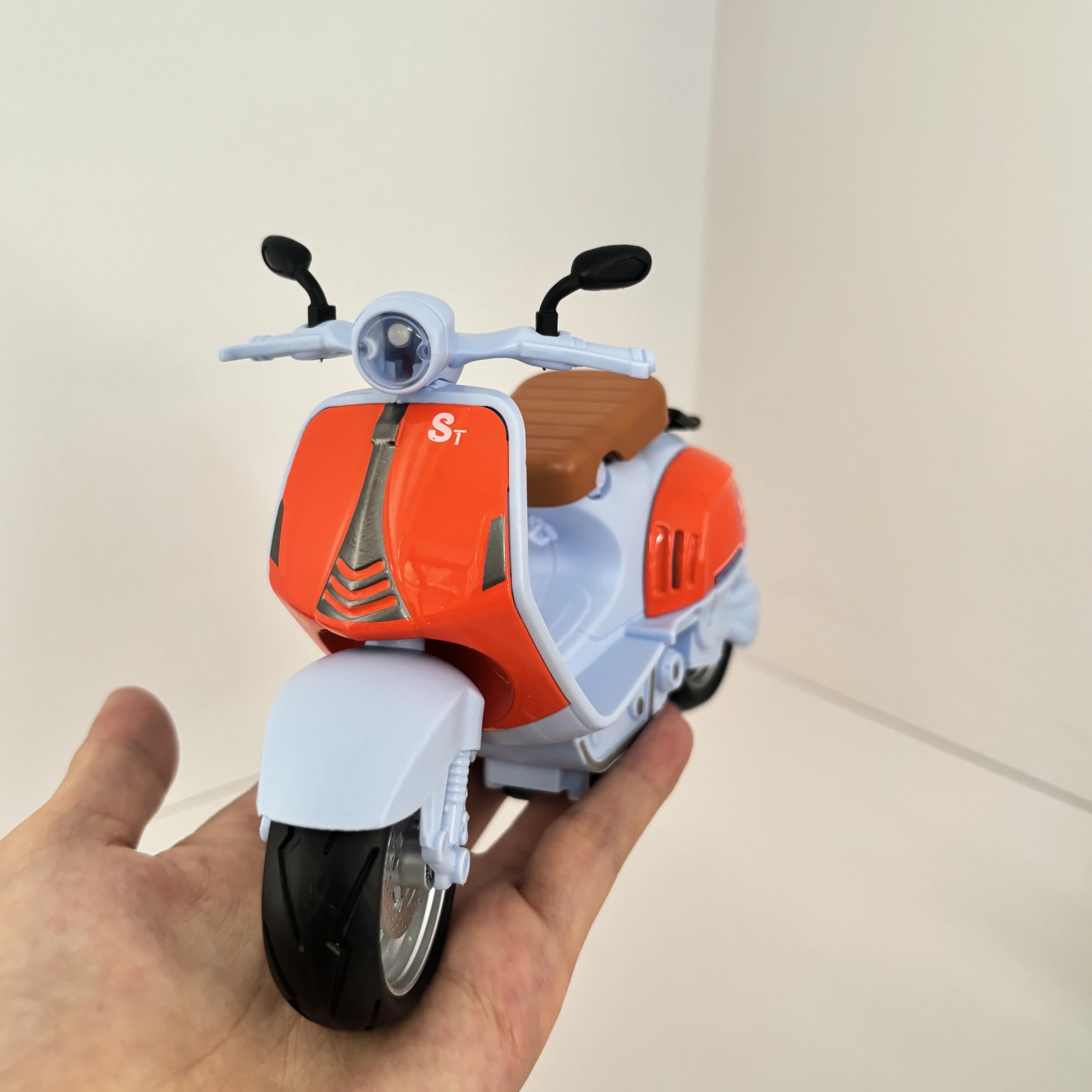 Mini motocicleta de ocio de aleación, modelo de coche, sonido y luz, Serie de simulación extraíble, juguetes Modelo 1: 10