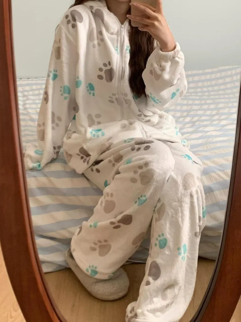 Japanese Coral Velvet Fleece Sleepwear Two-piece Women Antistatic Homewear Pajama Set Panda Thick V-neck Loungewear 2025 Winter