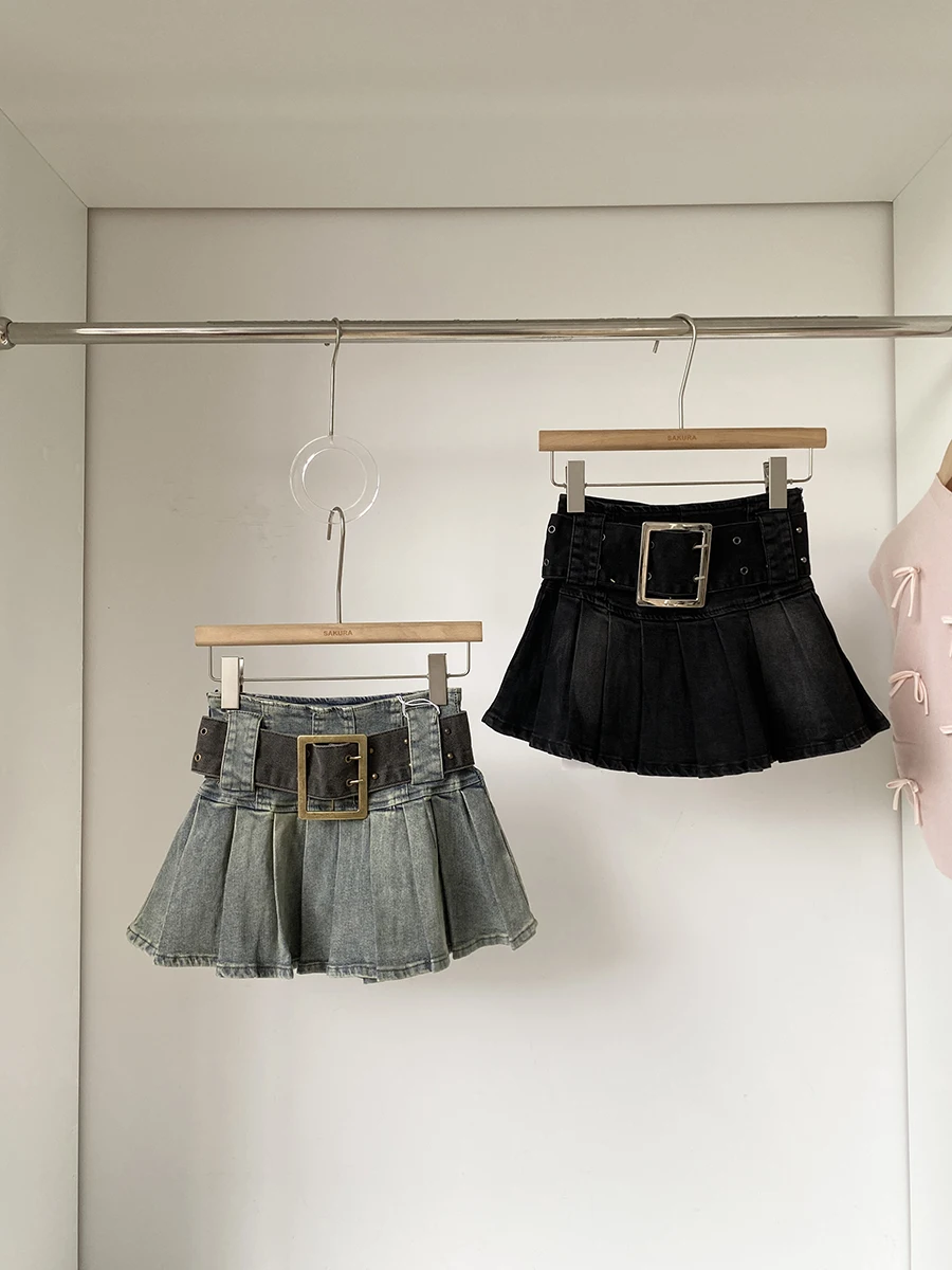 

Women's Summer Autumn Streetwear High Waist Pleated Denim Skirt Lady Vintage A Line Mini Skirt With Belt