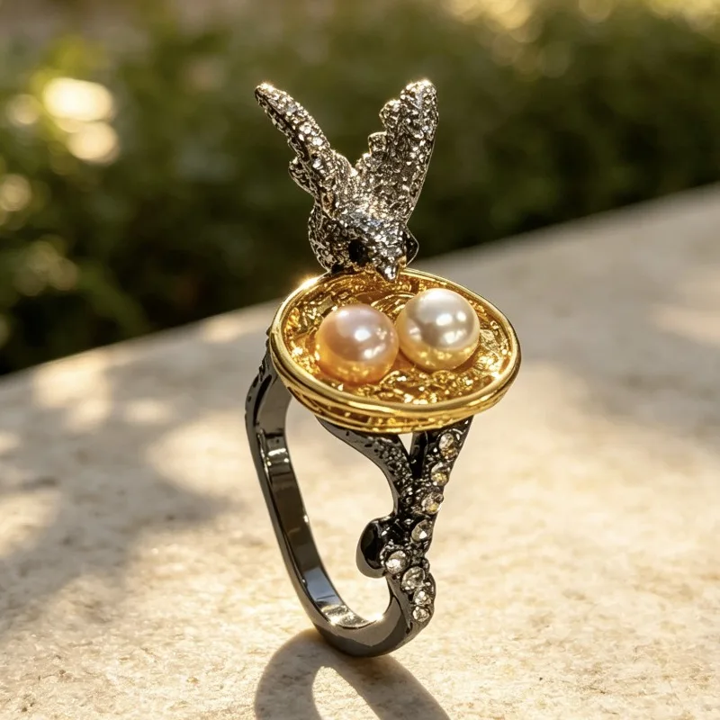 Creative Bird Feeding Nest Ring, Unique Bird Nest Design European American Fashion Decorative Finger Jewelry for Women