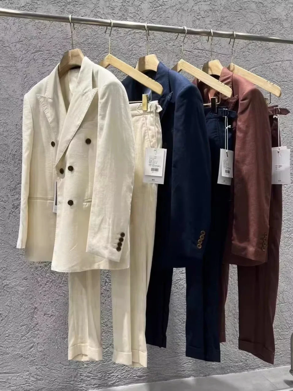 

New 2024 Men's Linen Breathable Thin Double-Row Button Retro Casual Versatile Suit Set Summer Collection Long Sve Long Pants