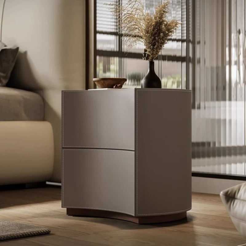 Saddle Leather Ligh… - image