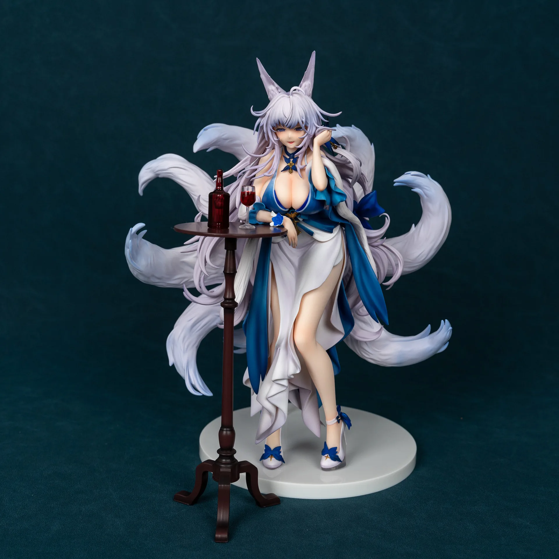 28.5cm 2025 Up Xinnong Obscure Moon 10 robe de soirée faite à la main Gk Anime fille Anime jeu modèle décoration périphérique cadeau