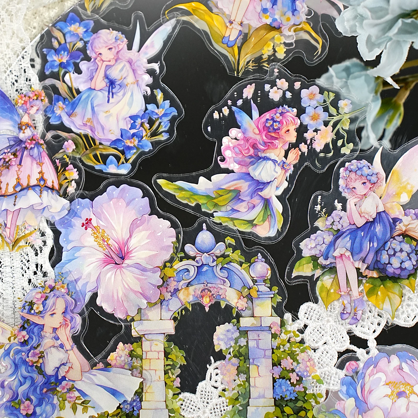 Etori Life Piuma blu Fiore Fata Giardino Elfo Ragazza Modello Confezione di adesivi per animali Regalo fai da te Sacchetto di carta, Forniture per album, Notebook, Adesivi per telefono, Libro di adesivi, Adesivi giocattolo, Artigianato fustellato, Decalcomanie impermeabili