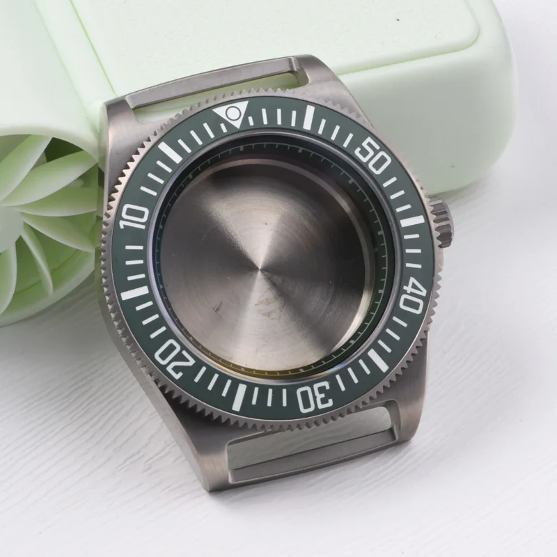 

Titanium watch case BGW-9 super luminous Sapphire Glass diving case fits Seiko mod for NH35A/36A/4R/6R Automatic Movement Parts