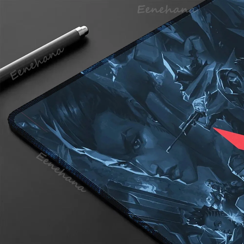 Gaming cartoon Valorant Mouse Pad XS Small E-sports Mousepad For PC Gamer Desktop Decoration Office Mouse Mat Rubber Deskmat Rug
