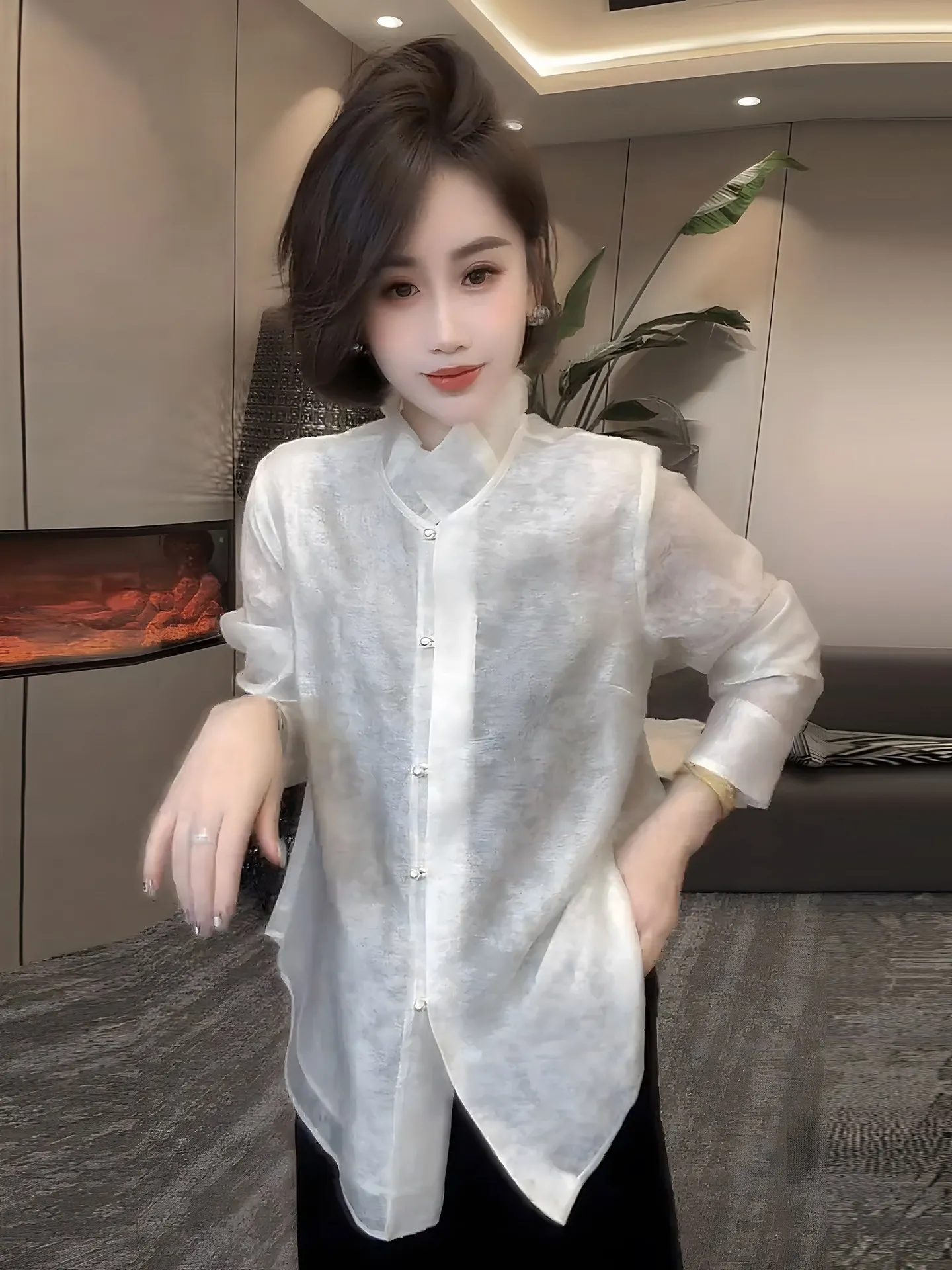 

Elegant Long Sleeve Embroidered Shirt Women's Fashionable New Chinese Style Loose Slimming Top Spring Summer Outerwear