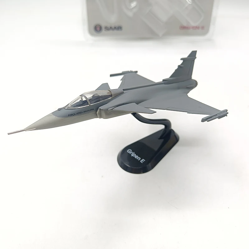 Scale 1/87 SAAB JAS-39 Miniature Diecast ABS Engineering Eco-friendly Plastic Gripen E Fighter Model Souvenir Collection Toys