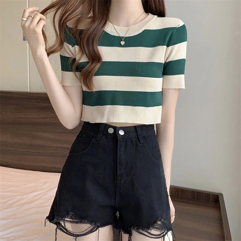 Summer Leisure Vintage Striped Short Sleeve Knitted T-shirt Women Round Neck Slim Crop Top Dojazdy do pracy