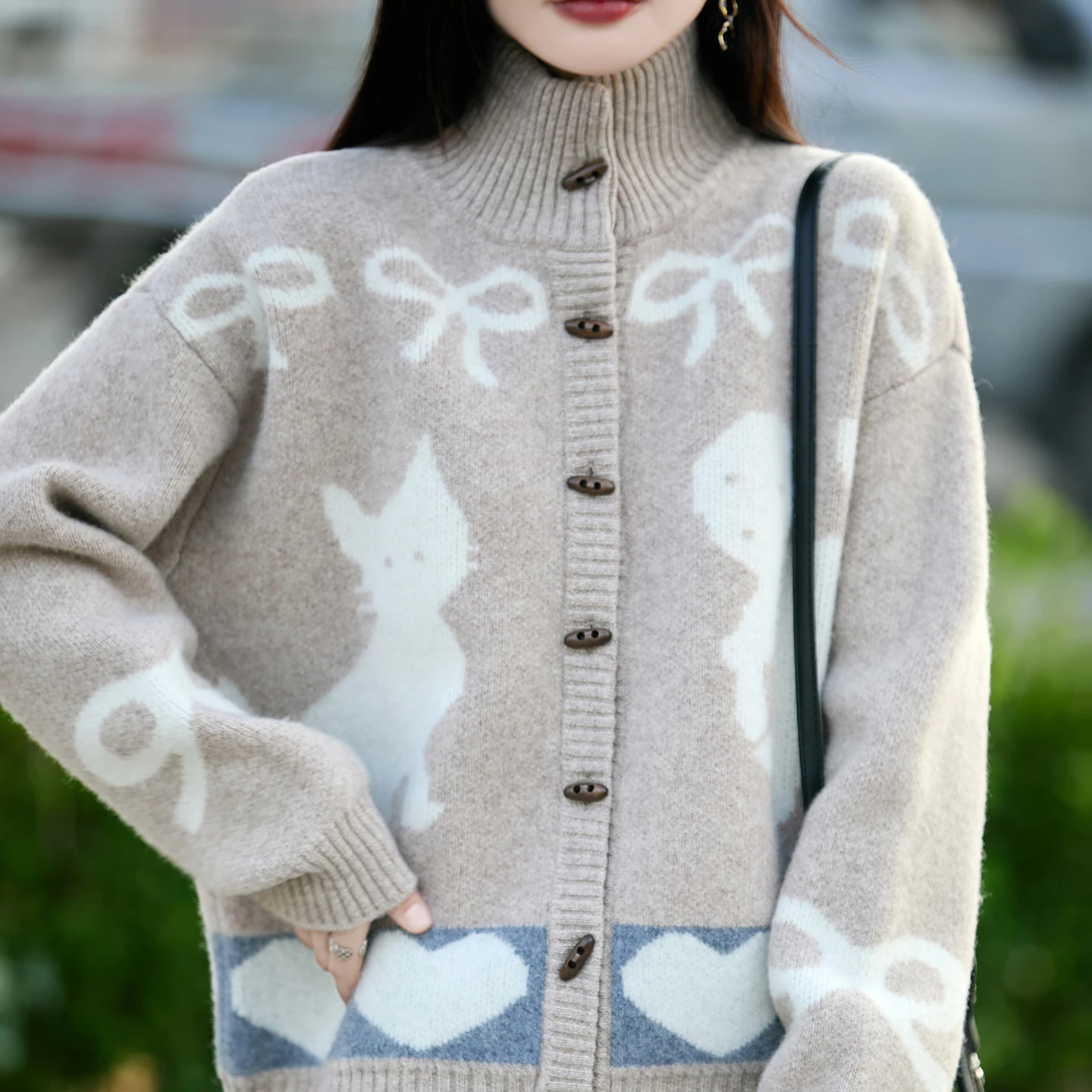 Fall/winter 100% pure wool cardigan thick sweater fashion half-high-necked horned animal jacquard knitted women's coat