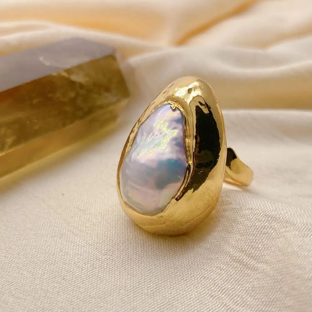 

yygem 20x30mm Cultured White reborn keshi Pearl Gold Plated Ring Size Adjustable