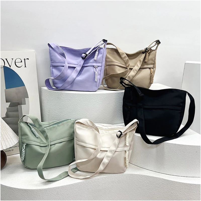 Korean Version Crossbody Shoulder Bag for Women\'s Commuting Small Cloth Bag Simple Nylon Shoulder Bag for Japanese Students