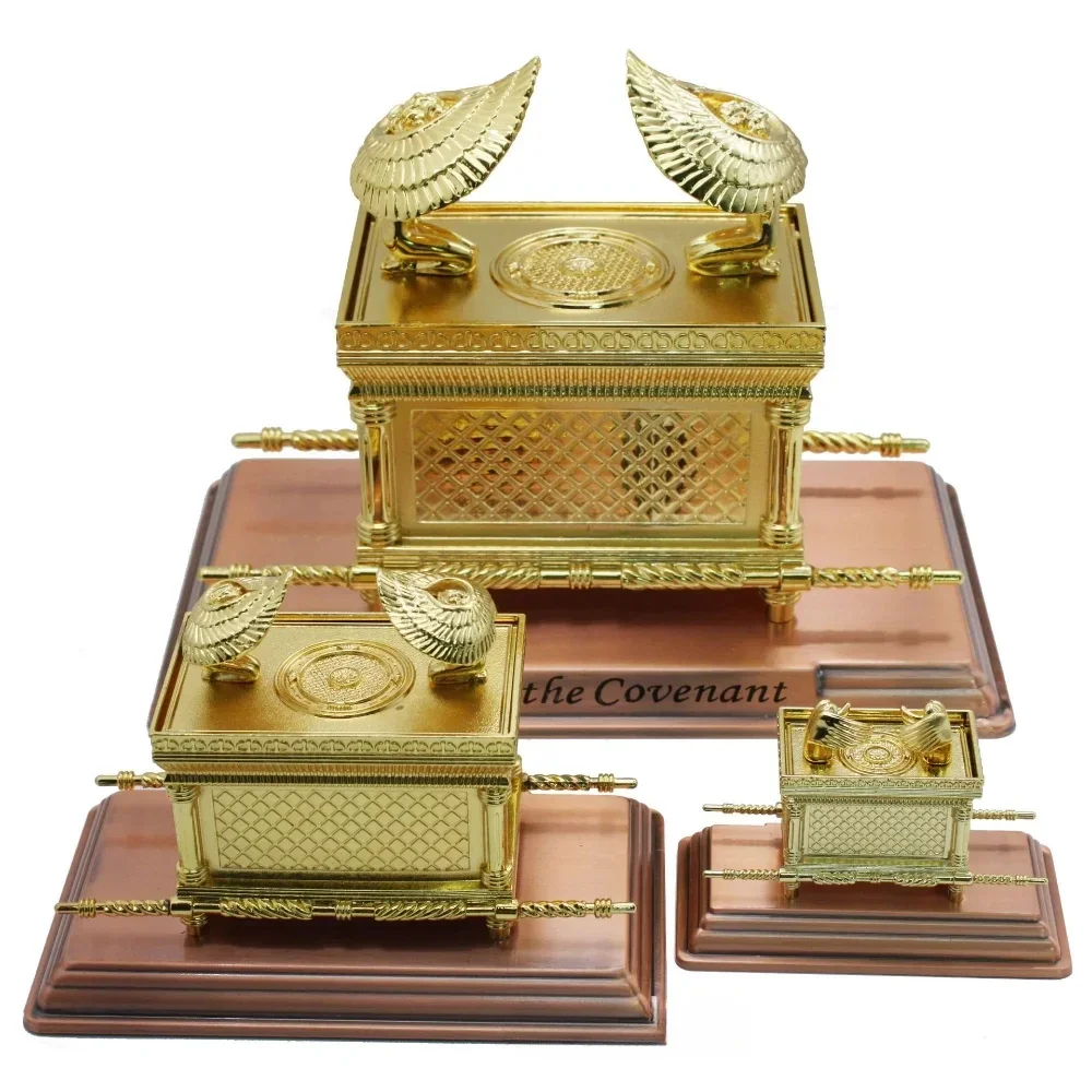 The Ark of the Covenant, the satness, the sacred objects of Israel Statue, Bronze Ark, Judea Witness, Gift