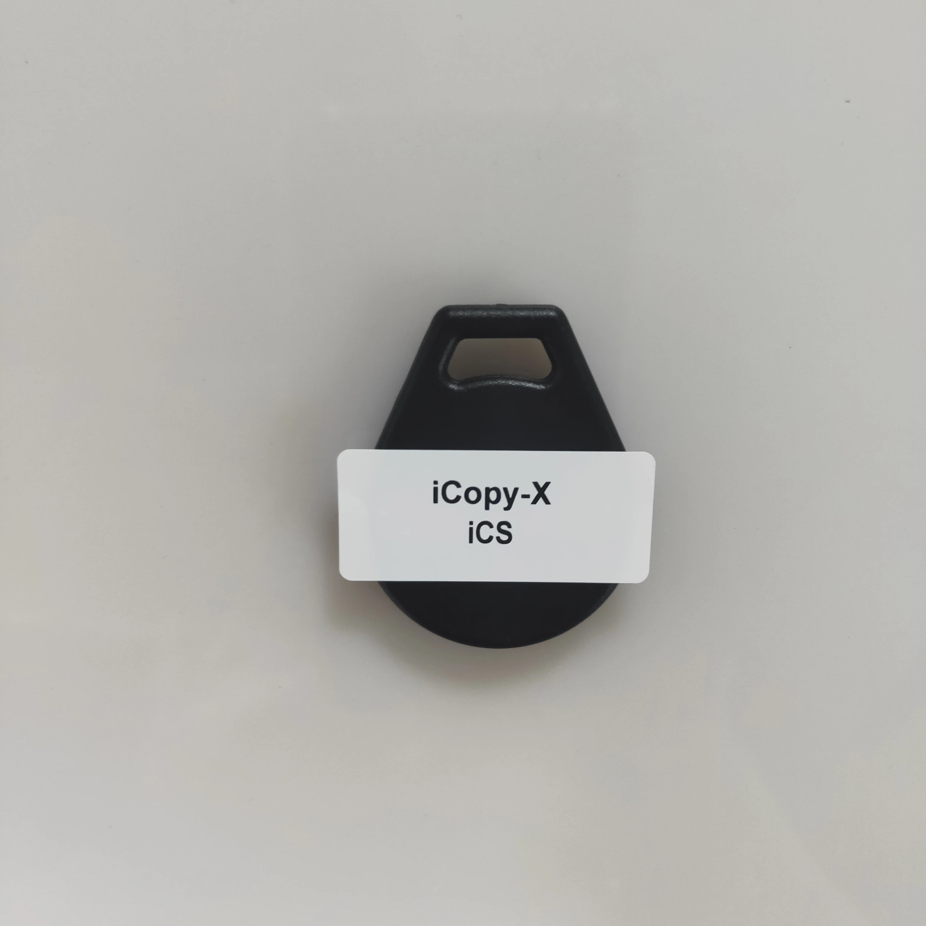 ICOPY-XS iCLASS (アイコピーXS iCLASS) ®    Nikola T. Lab の Seos 互換タグ