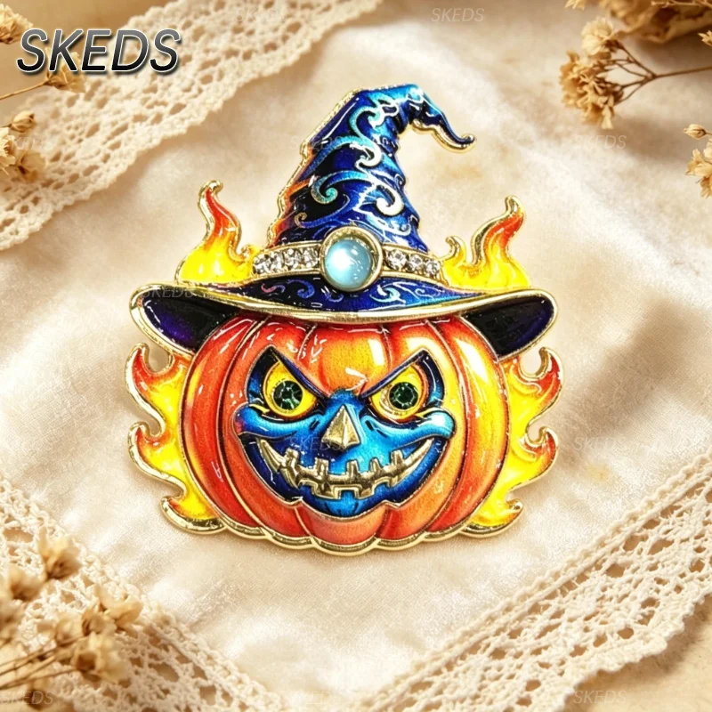 SKEDS Halloween Kürbis-Hexe Emaille-Brosche Feuerzauberer-Hut Anstecknadel für Damen und Herren Halloween-Party Schmuck-Accessoires – Detail 4