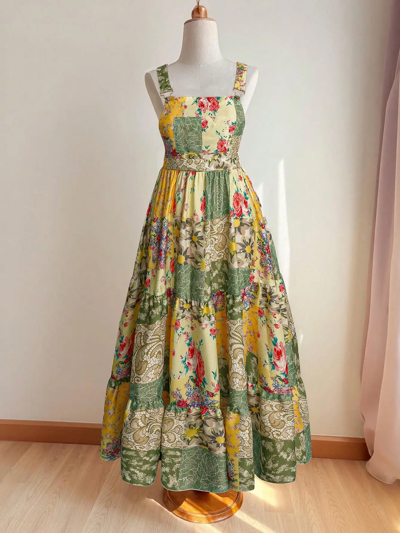 

Vintage Patchwork Floral Suspender Dress Women Loose Casual Maxi Dress Spring Summer