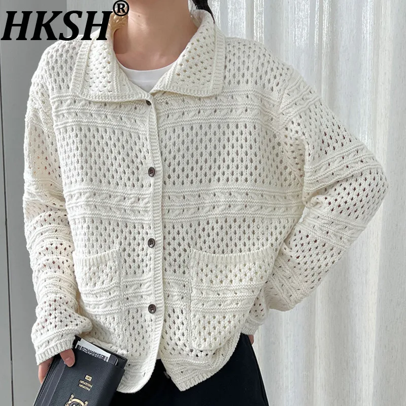 

HKSH Autumn New Women Sweater Cardigan Hollow Out Knitted Turn-Down Collar Single Breasted Pockets High Street Chic Coat HK11407
