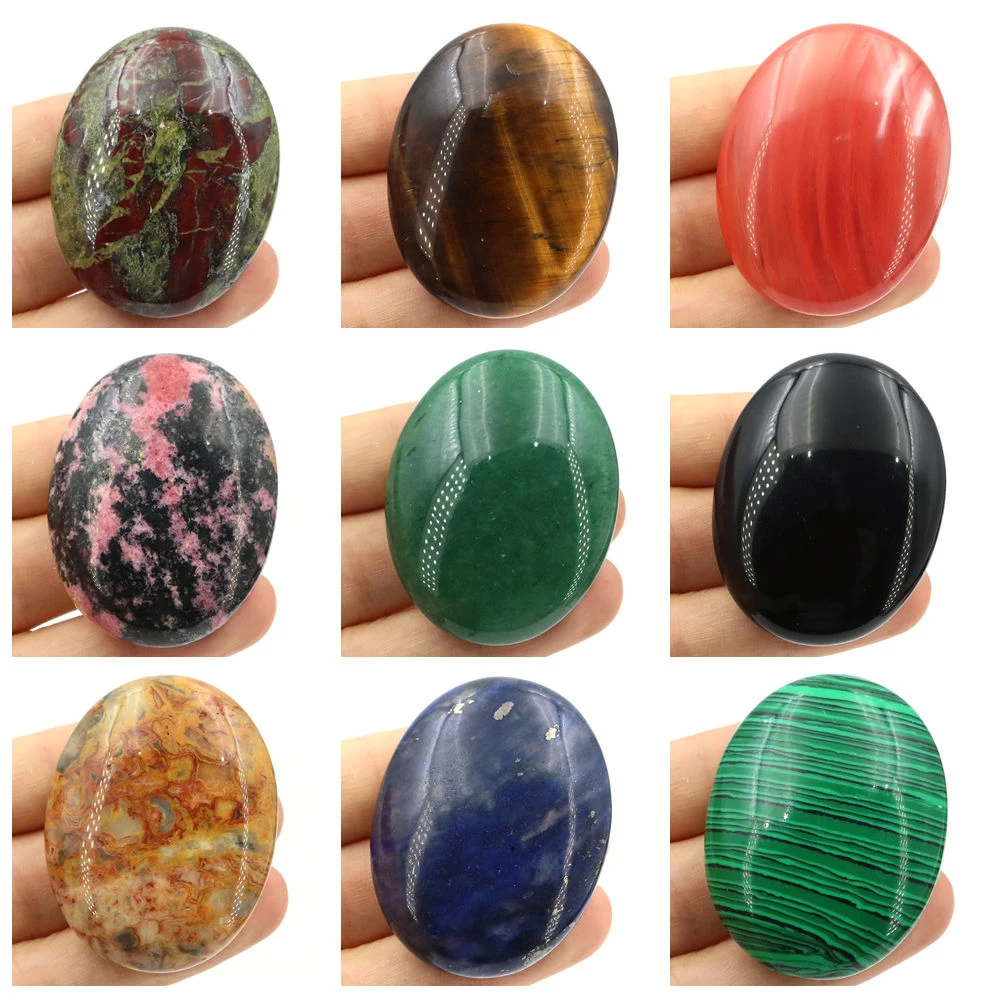 

35x45mm Oval Soap Stone Natural Crystal Pocket Palm Stone Healing Crafts Gems Carved Massage Tool Meditation Ore Home Decoration