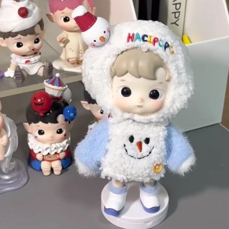 Nuovo Hacipupu Pupazzo di neve Visita Serie Figura mobile Bambola Ultima versione Carino Natale Dress Up Kawaii Desk Ornament Collection regalo