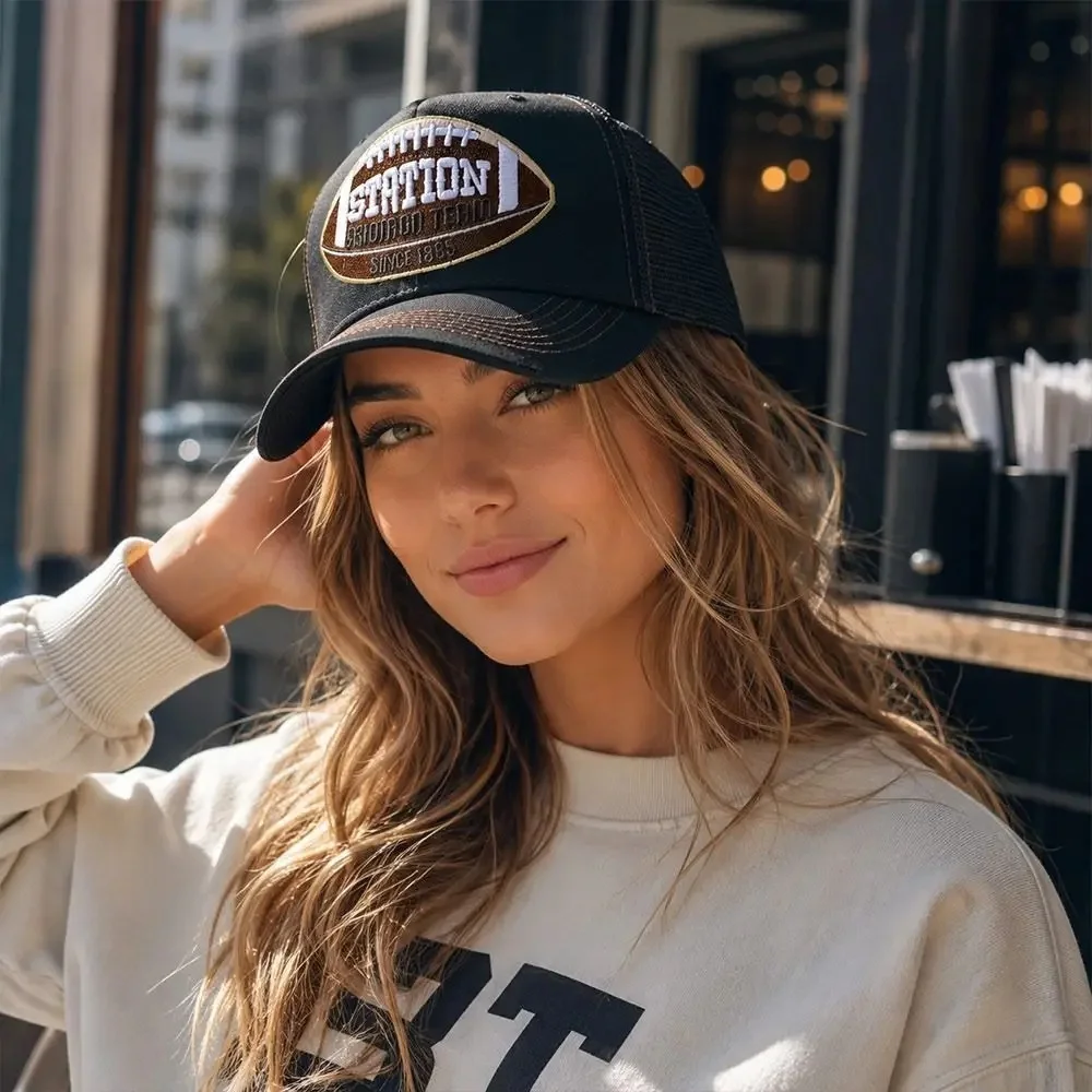 Hot Sale Unisex Rugby Pattern Mesh Trucker Hat Summer Breathable Baseabll Cap Embroidered Snapback Cap for Men and Women