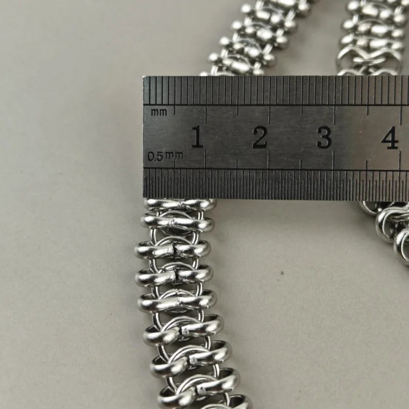 2025 New Model Cuban Style Stainless Steel Eight Character Pants Chain Hip Hop Men And Women One\'s Waist Luxury Accessories