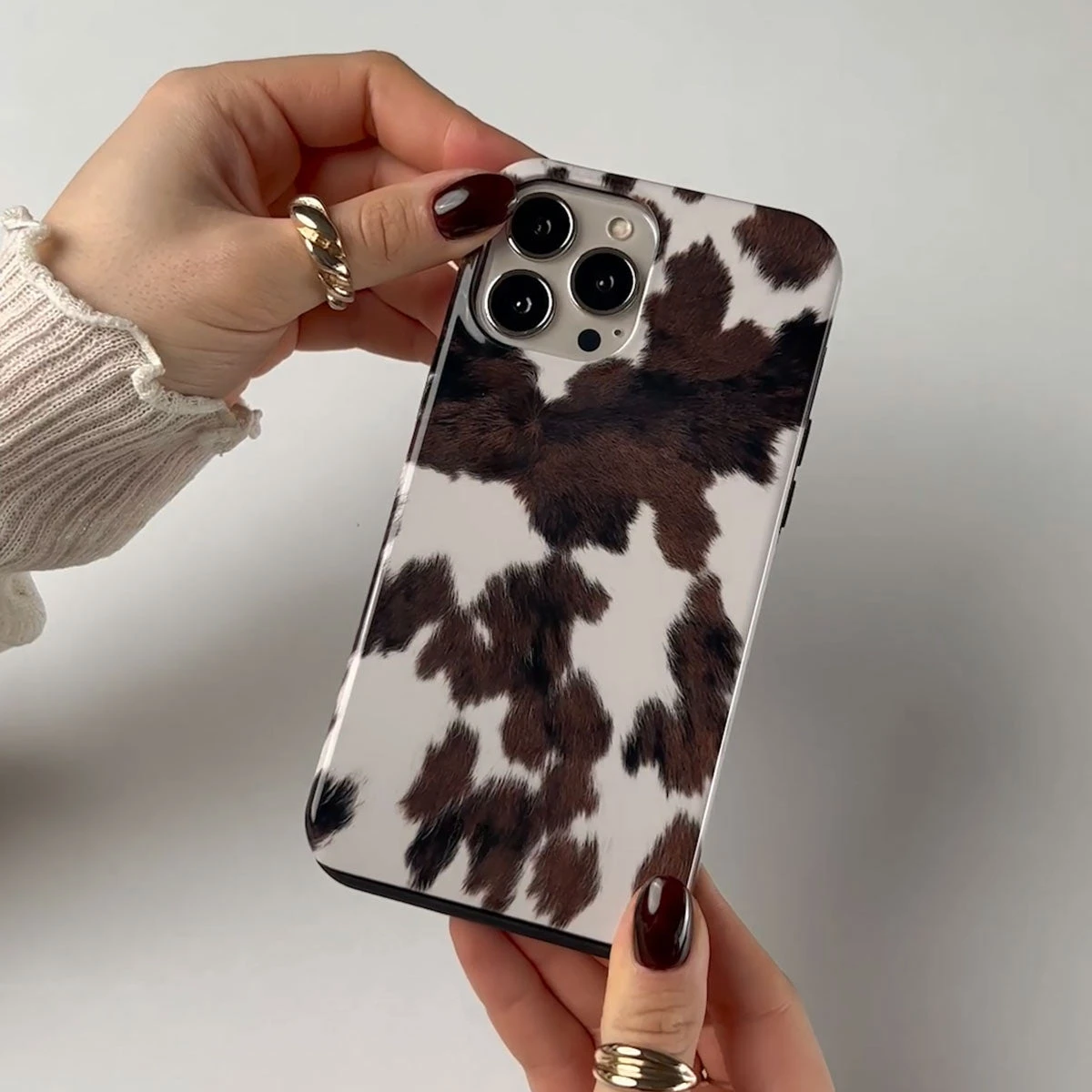 Brown Cow Fur Pattern Case for IPHONE 16ProMax 15 14 13 12 11 PRO Plus Acrylic TPU Two in One Magnetic Phone Cases