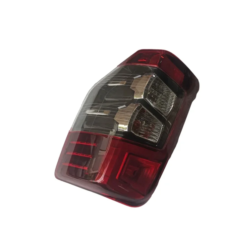

8330B210 Wholesale Auto Spare Parts Original Taillight 8330B210 for Triton L200 2020 2021