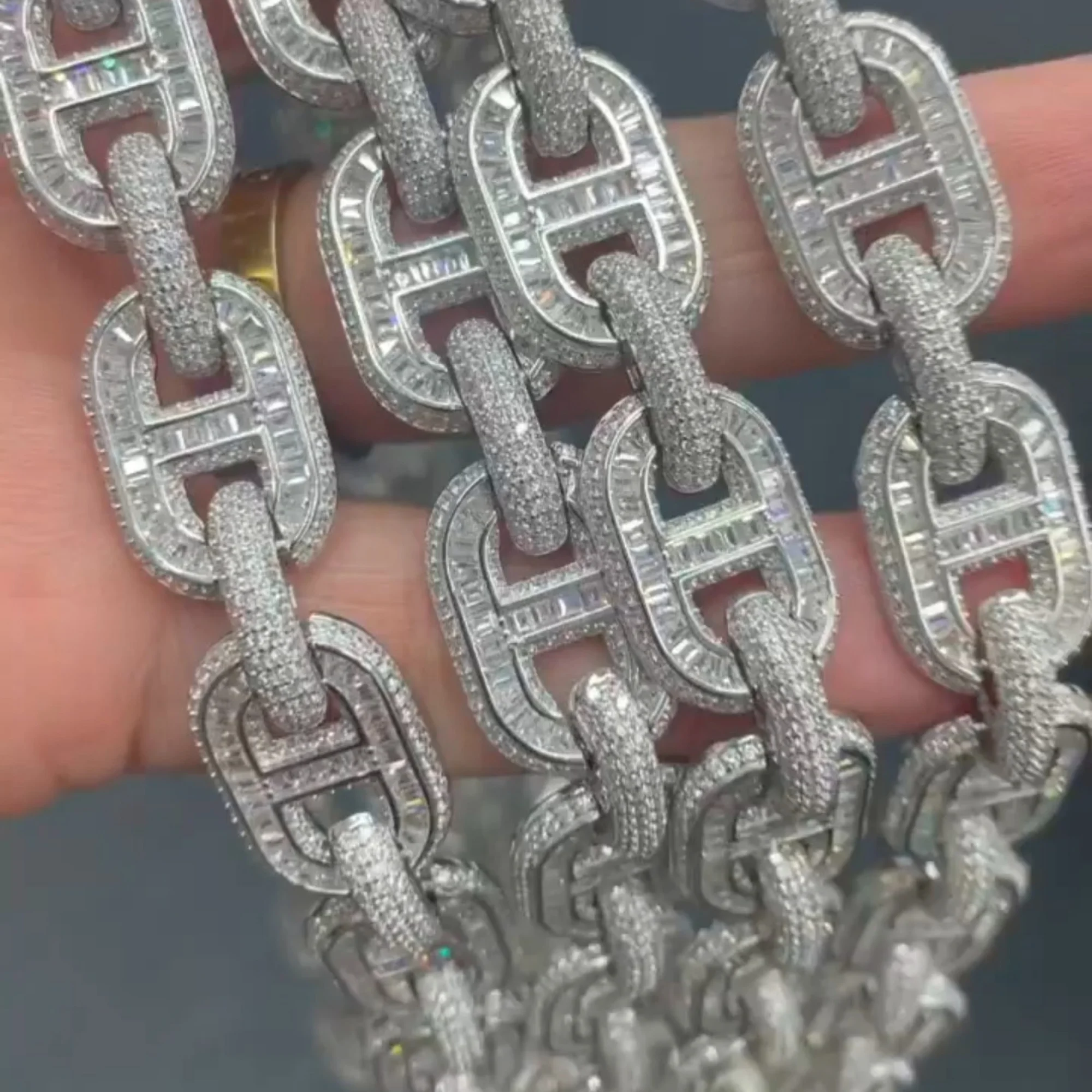 Best Selling 925 Sterling Silver Customized Iced out Diamond New Fashion 22mm Chain with White Diamonds Hip Hop Style Chain