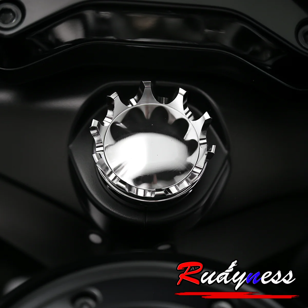 2024 غطاء على شكل تاج قفل شوكة الدراجة النارية لدراجة Harley Touring Street Road Glide 2025 2026