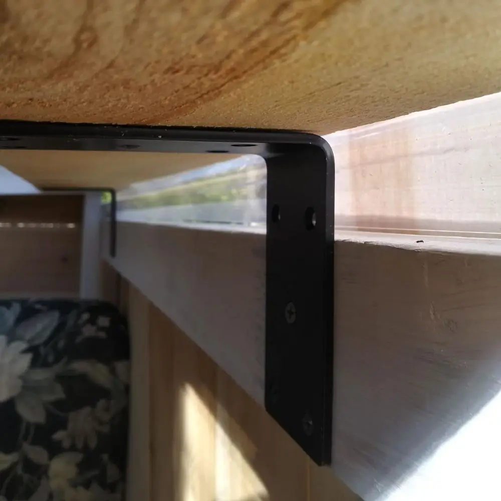 

Heavy Duty L-Shaped Corner Braces Right Angle Braces 90 ° Angle Brackets Durable Thickened Corner Brackets Load-Bearing